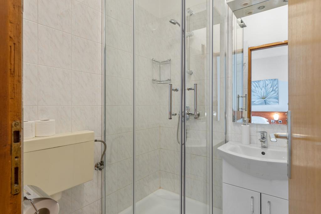 83389_1235_1749156962