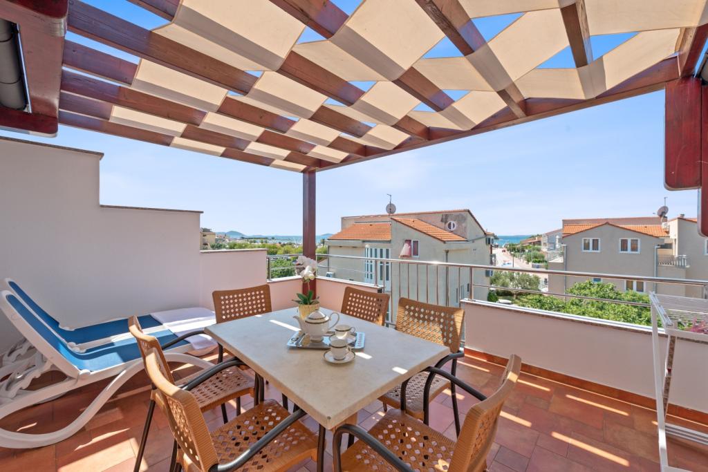 83394_3782_1748967744