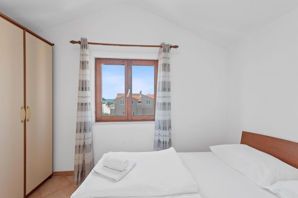 83394_9745_1748967726